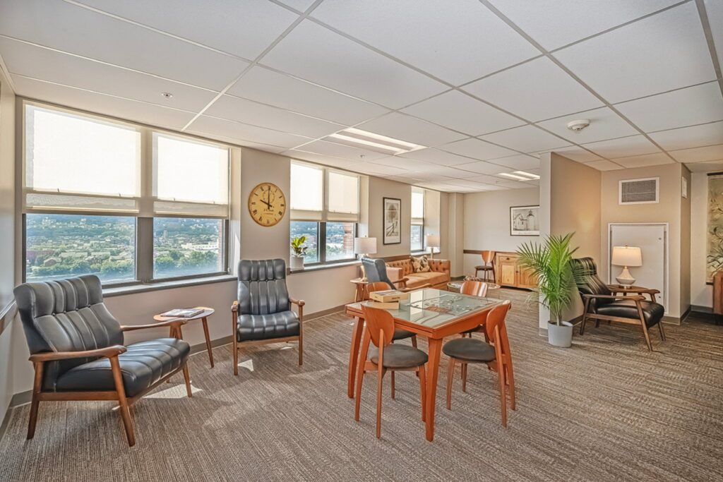 The Cedar House Difference: Luxury Sober Living for Professionals vs. Traditional Sober Living clean sober living common area at the cedar house in Pittsburgh, PA